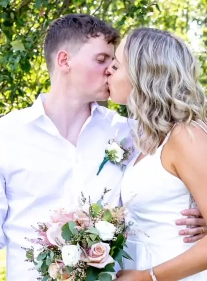 Taylor and Cory-7273 Wedding Photographer
